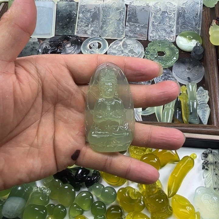 岫玉未镶嵌吊坠(不含链)小*指