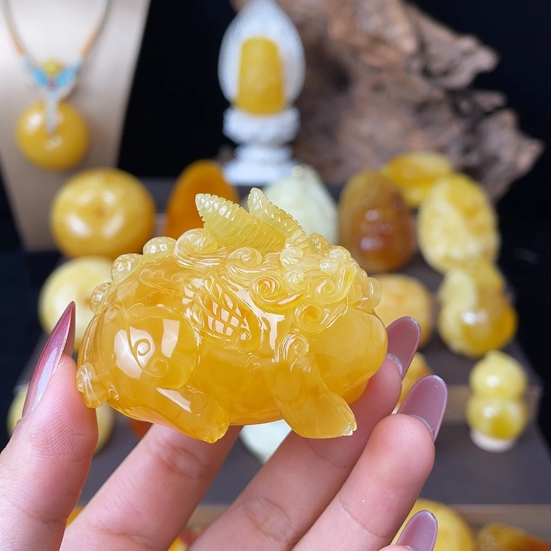 琥珀未镶嵌珠宝奇石