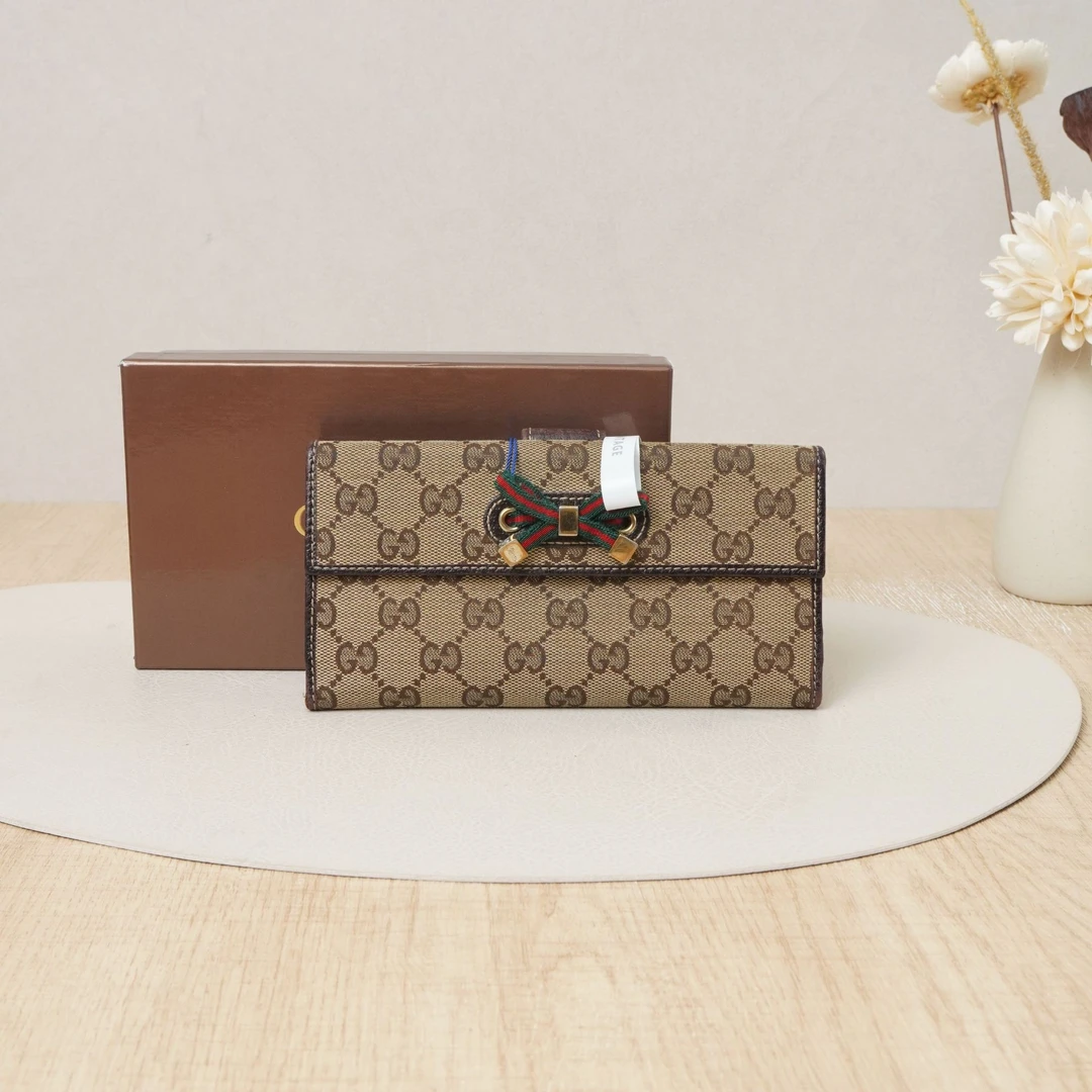 95新 GUCCI/古驰  古驰长钱包老花/DS032810