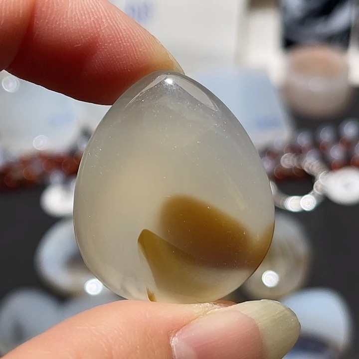 玛瑙/玉髓未镶嵌吊坠(不含链)