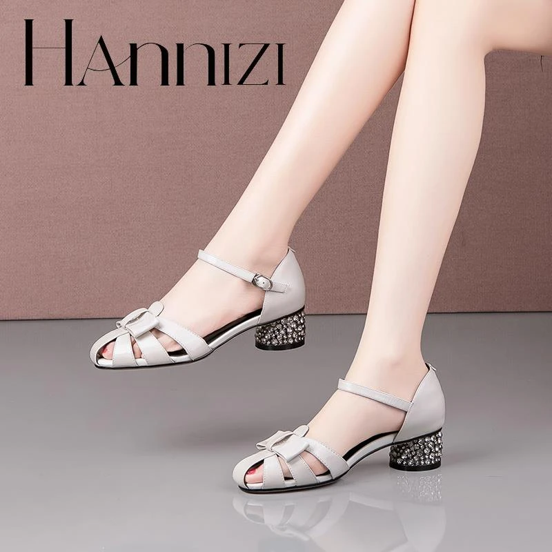 hannizi夏季包头凉鞋女仙女风镂空女鞋罗马中跟休闲水钻大码鞋子