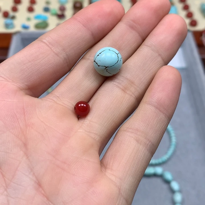 南红玛瑙配饰未镶嵌