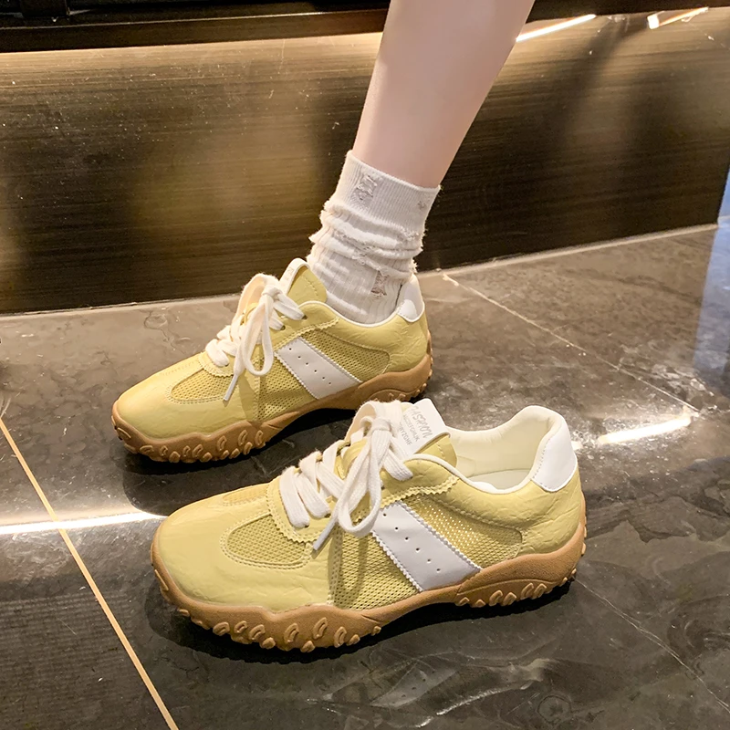 今年流行厚底透气德训鞋女2025新款超火拼色阿甘鞋休闲系带运动鞋