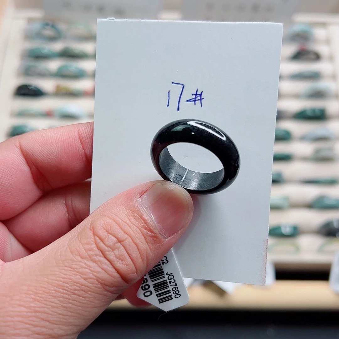 翡翠未镶嵌戒指翡翠