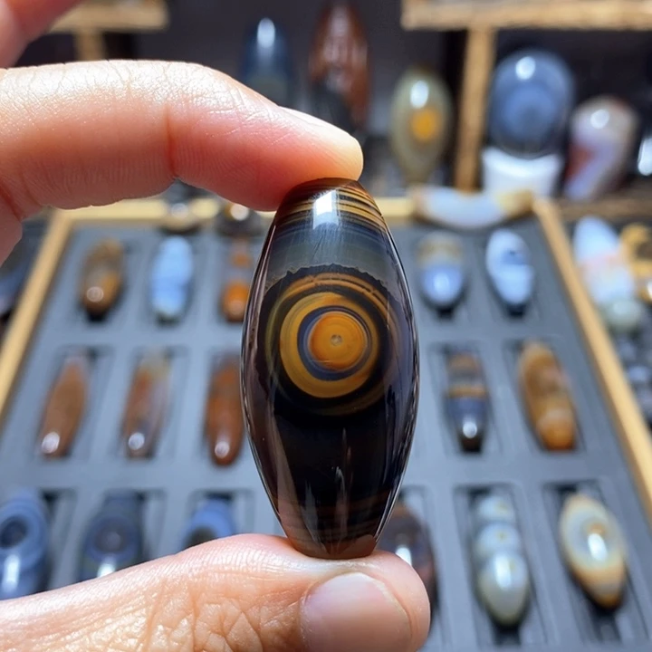 用***1未镶嵌玛瑙/玉髓珠宝半成品