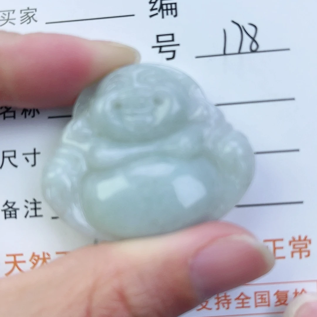 翡翠颈饰未镶嵌佛公