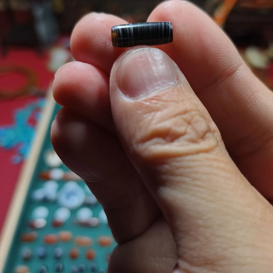 玛瑙/玉髓未镶嵌珠子天然原矿玛瑙