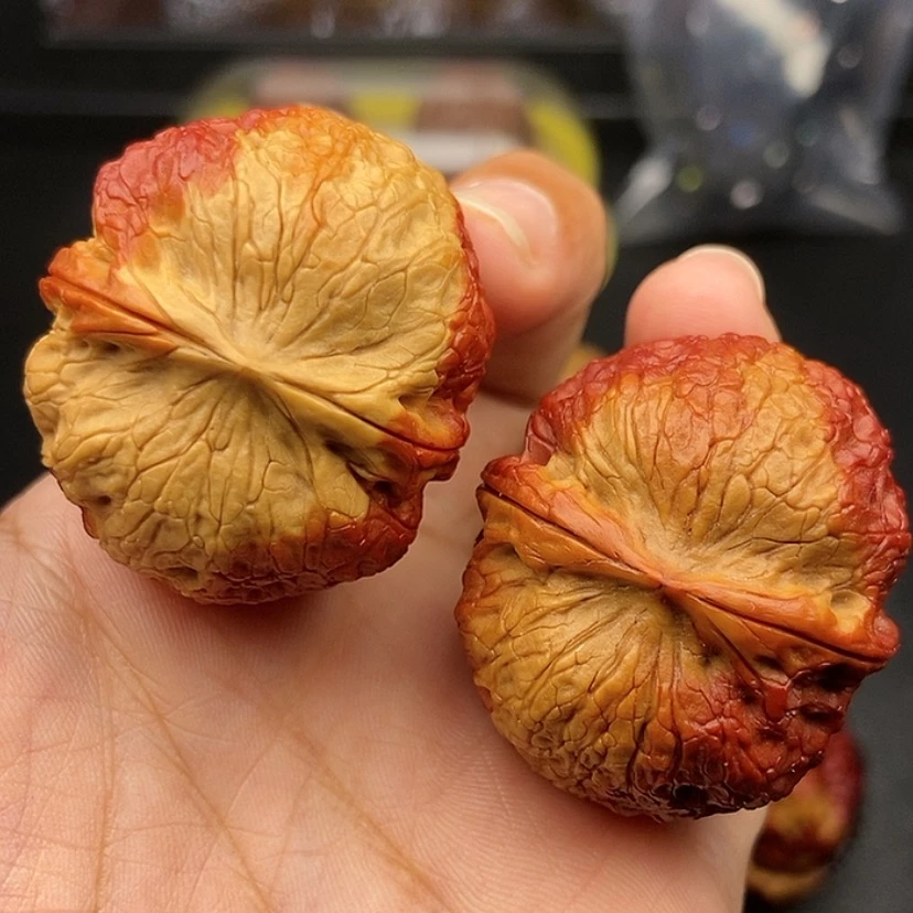 【闪购商品】把件文玩核桃39尺牡丹绣球49.5克