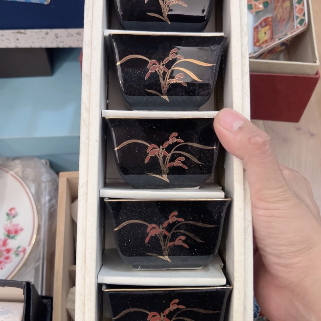 瓷片哈哈哈我也是很喜欢这个