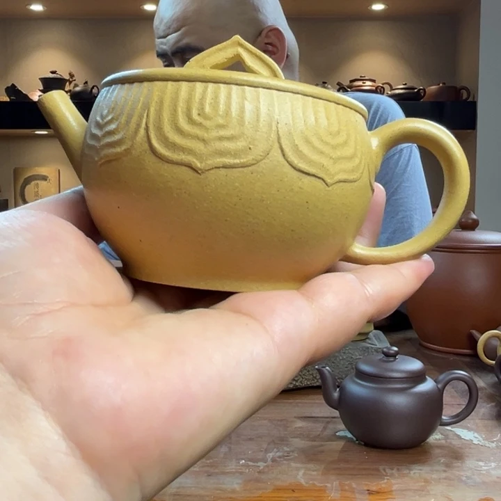 紫砂福利黄金段梵莲手工制作