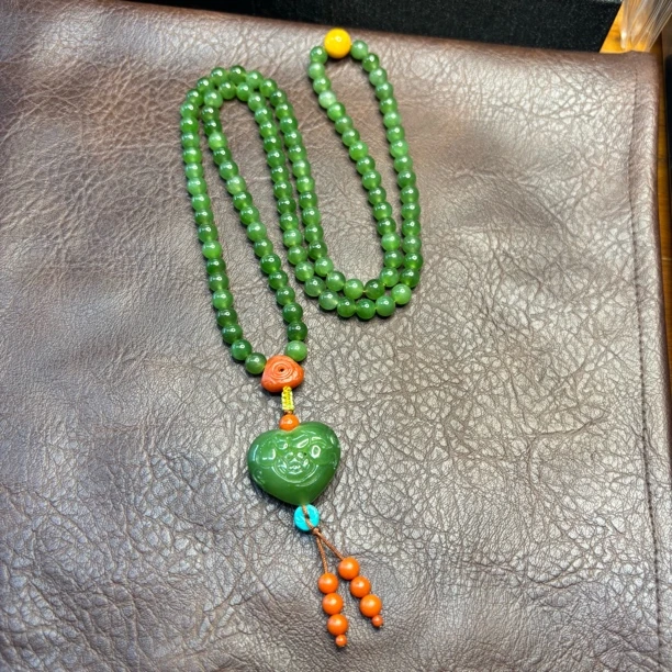 碧玉香囊项链百搭款式