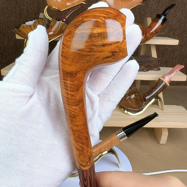 河豚大长腿（冯冯烟斗）