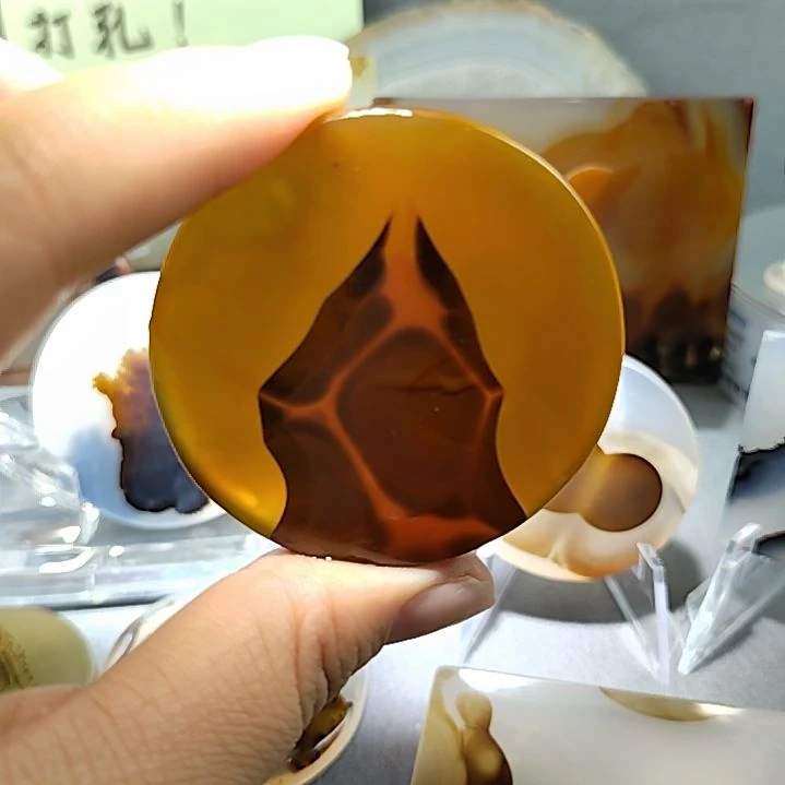 玛瑙/玉髓未镶嵌吊坠挂牌