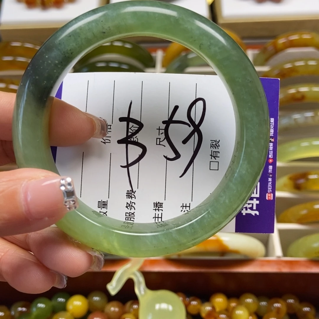 蛇纹石玉手串未镶嵌