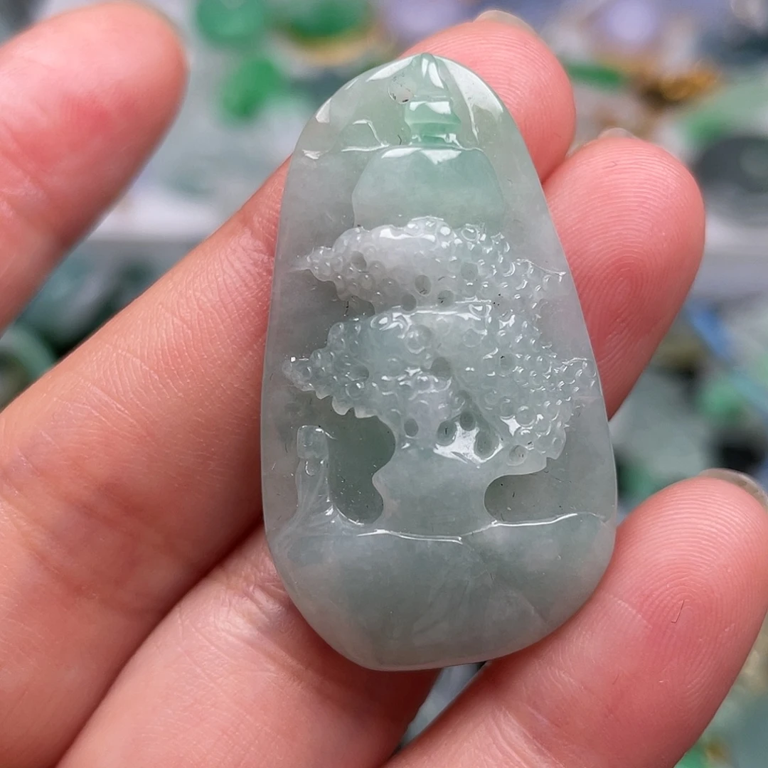 翡翠未镶嵌颈饰翡翠