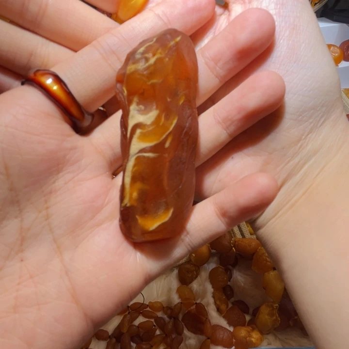 未镶嵌颈饰琥珀蜜蜡全皮手把