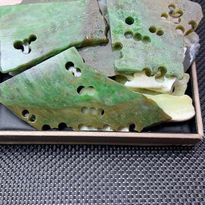 未镶嵌和田玉（糖玉）珠宝半成品