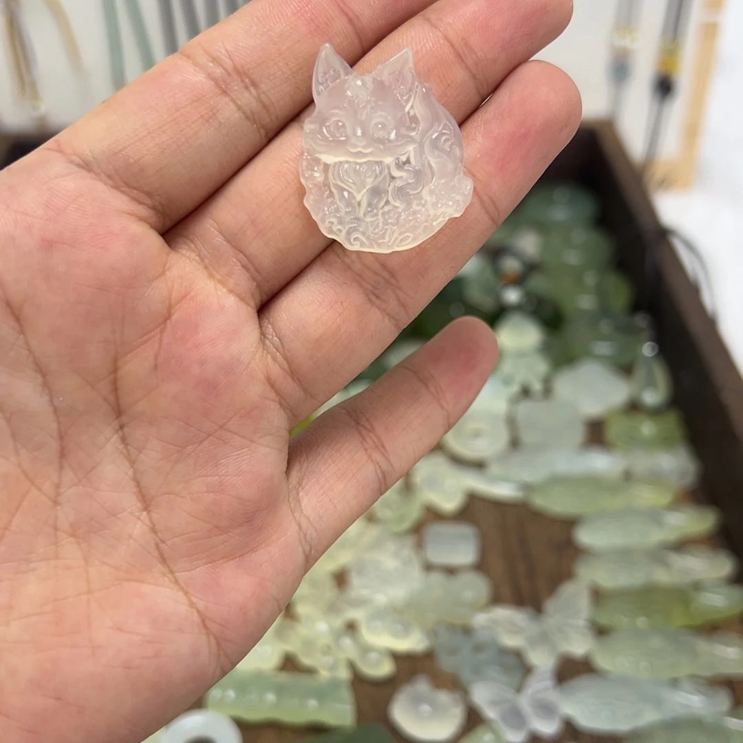 未镶嵌岫玉吊坠(不含链)