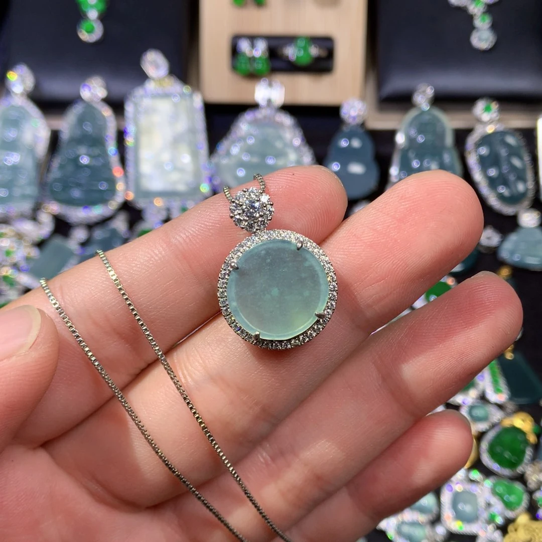 翡翠未镶嵌颈饰76567778766788