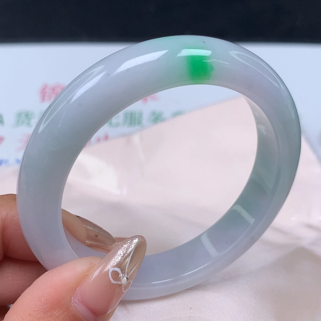 翡翠未镶嵌手镯8009