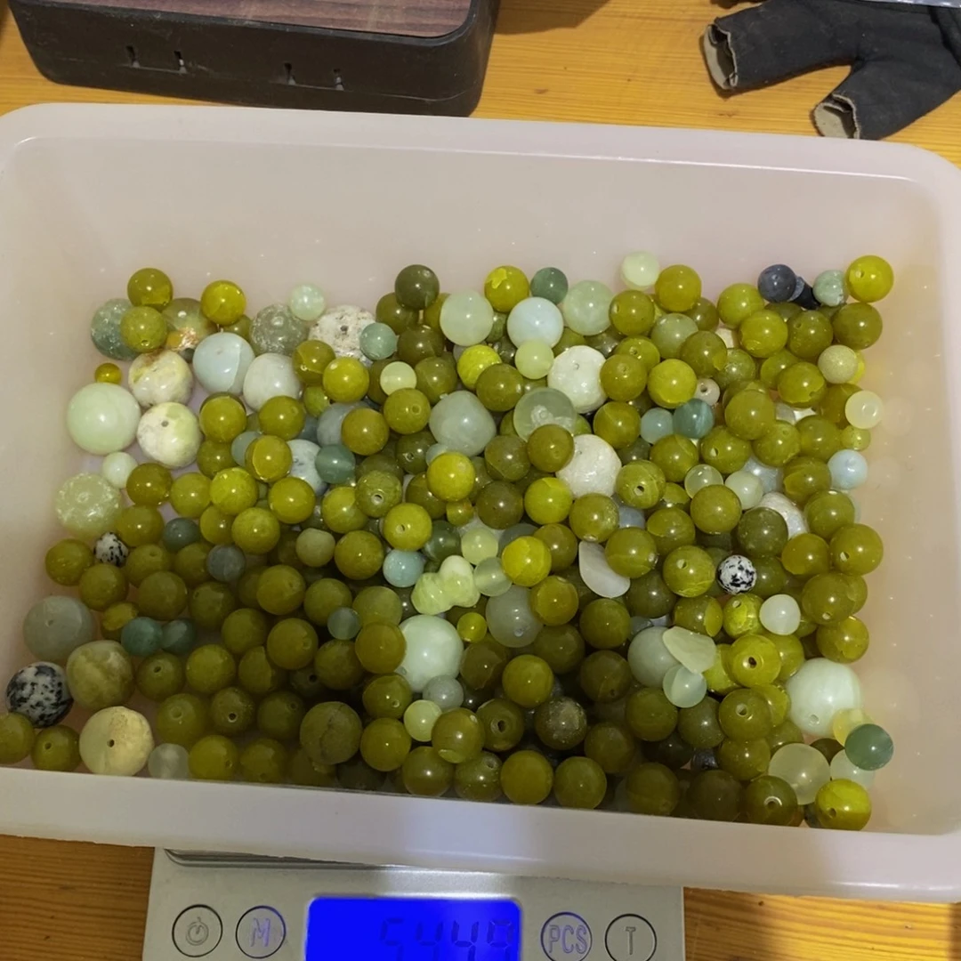 蛇纹石玉未镶嵌颈饰67