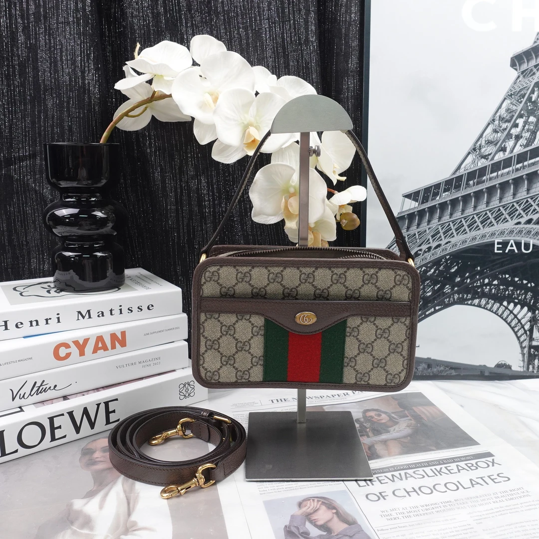95新 GUCCI/古驰 老花斜挎包T10229875