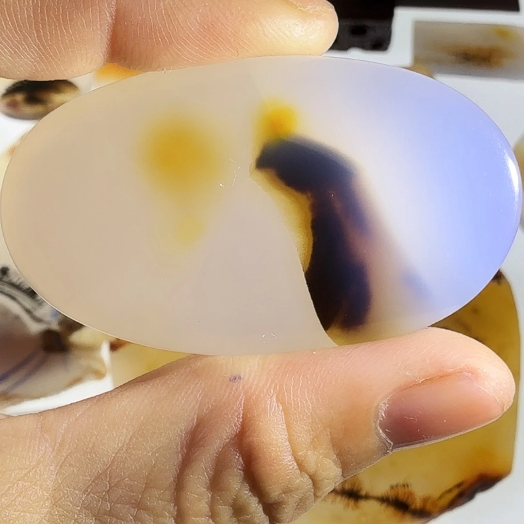 玛瑙/玉髓未镶嵌珠宝半成品