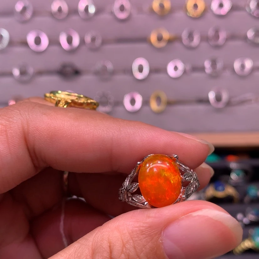 【闪购商品】欧泊戒指款式银S925镶嵌奥****鼠