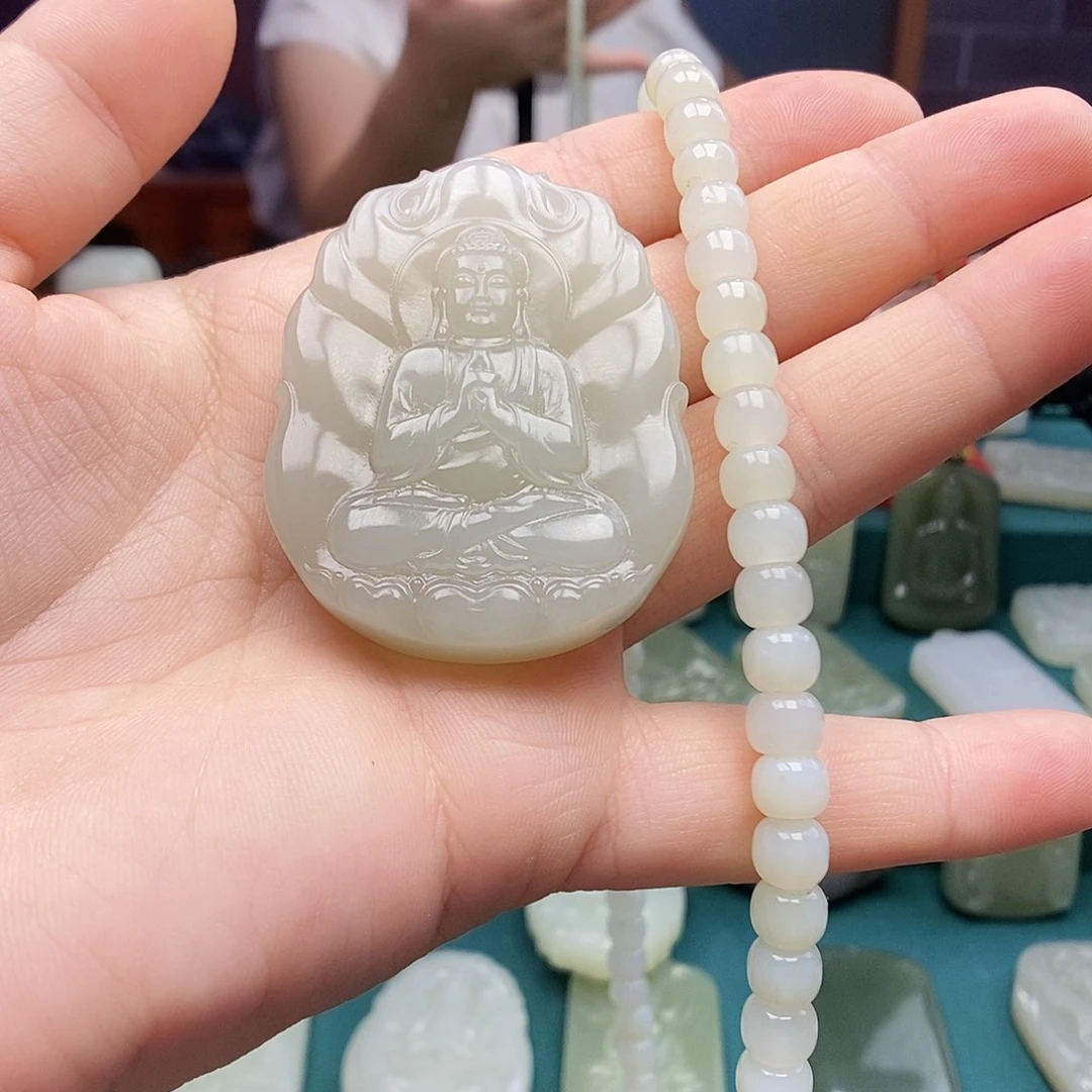 洋***9颈饰未镶嵌和田玉