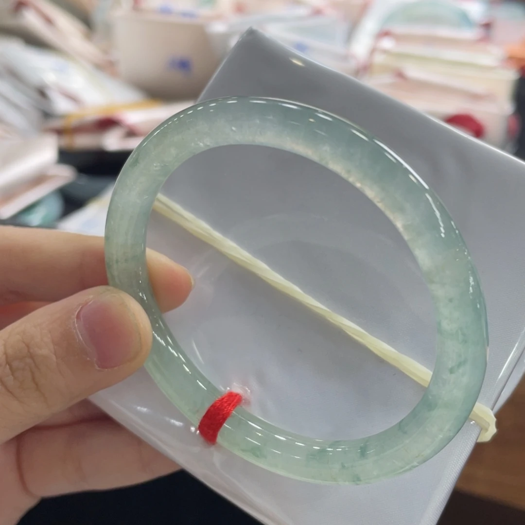 翡翠未镶嵌手镯29号