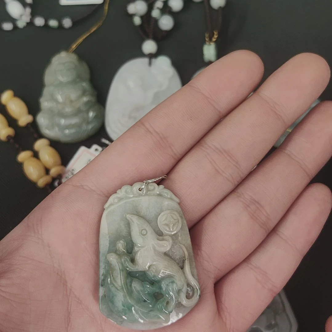 翡翠未镶嵌颈饰纯天然缅甸A货