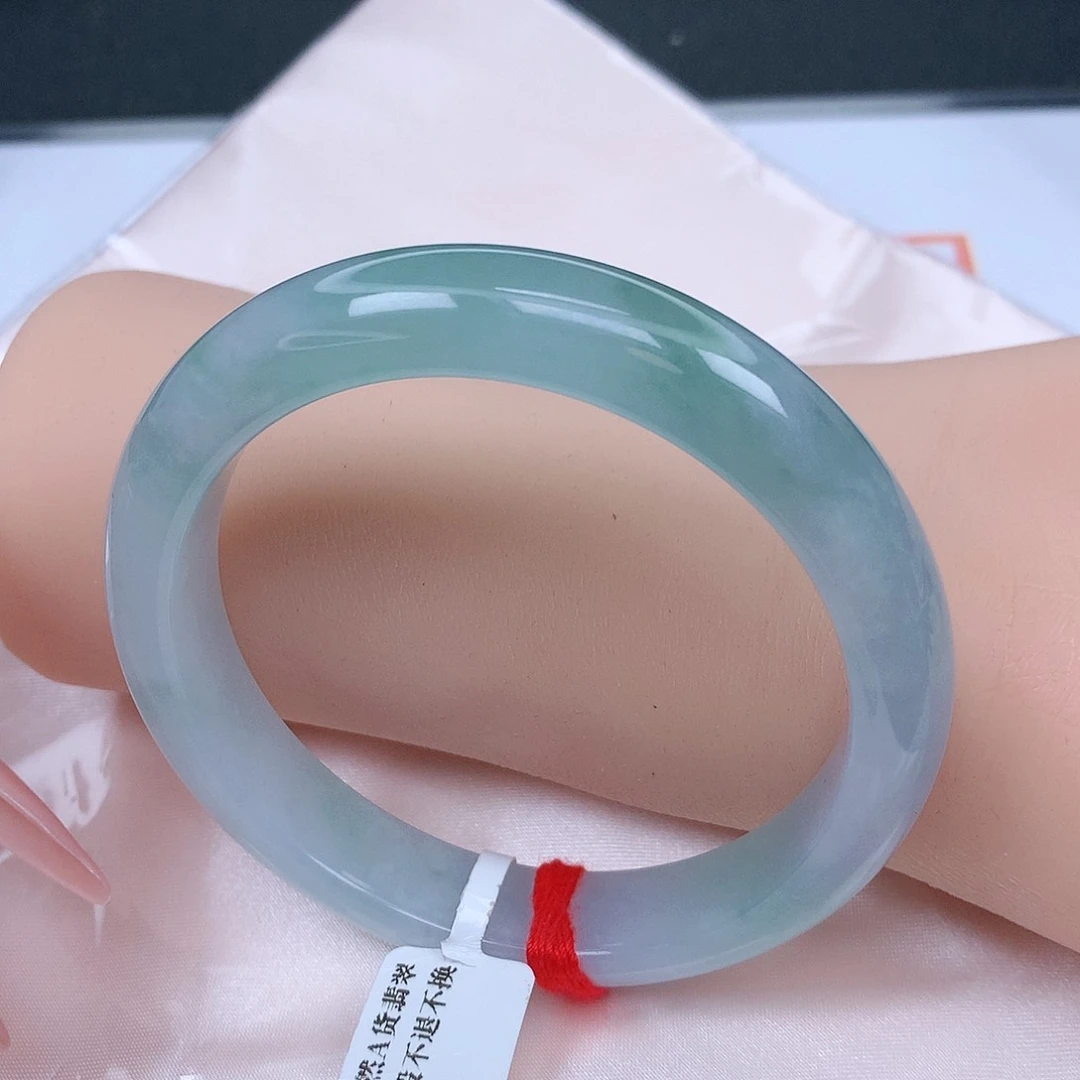 【闪购商品】未镶嵌手镯翡翠，58