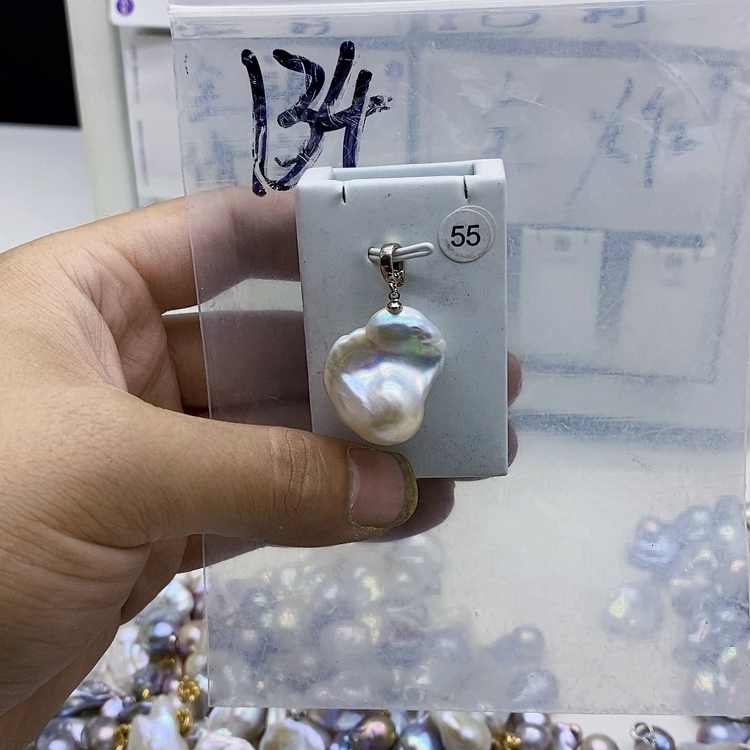 淡水珍珠合金颈饰