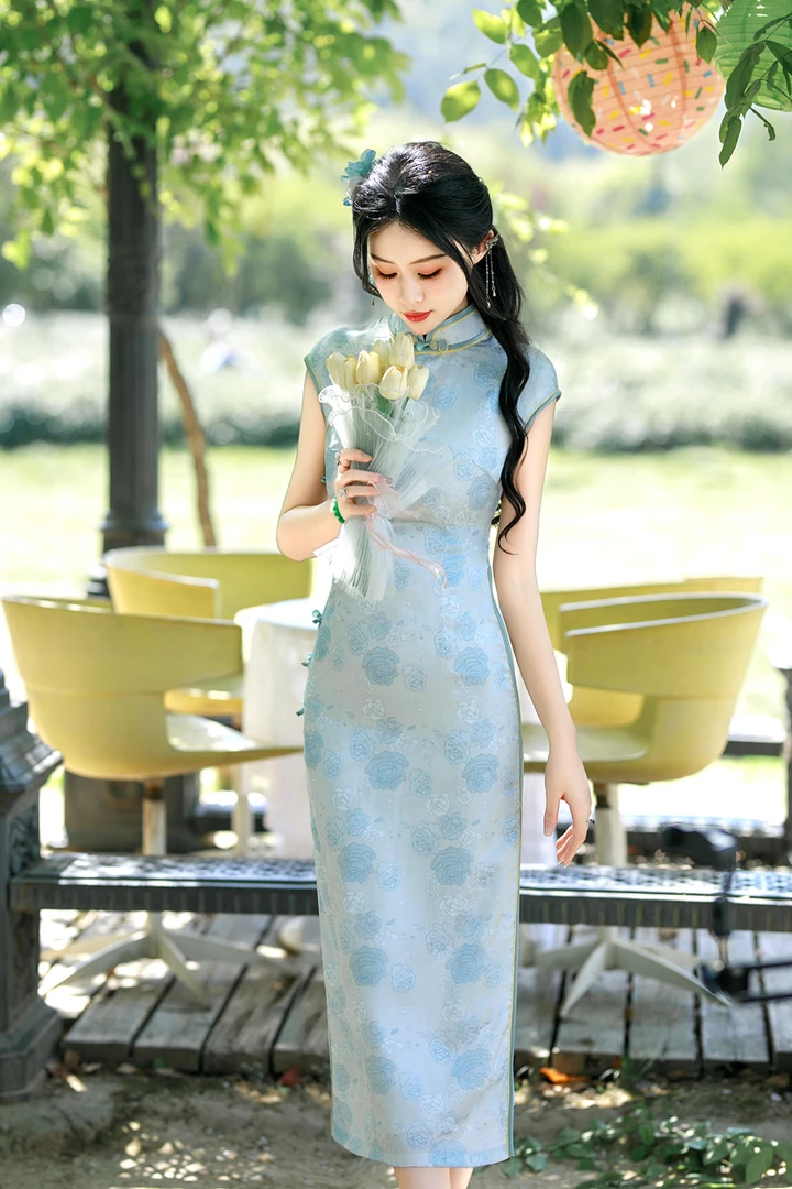 白幼秀港风真丝夏季少女清凉气质显瘦修身日常优雅小清新旗袍5644