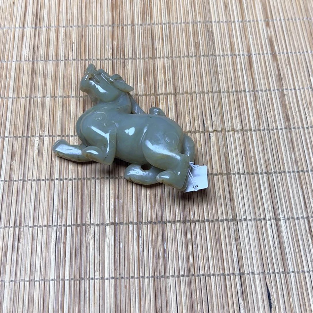 未镶嵌和田玉把件