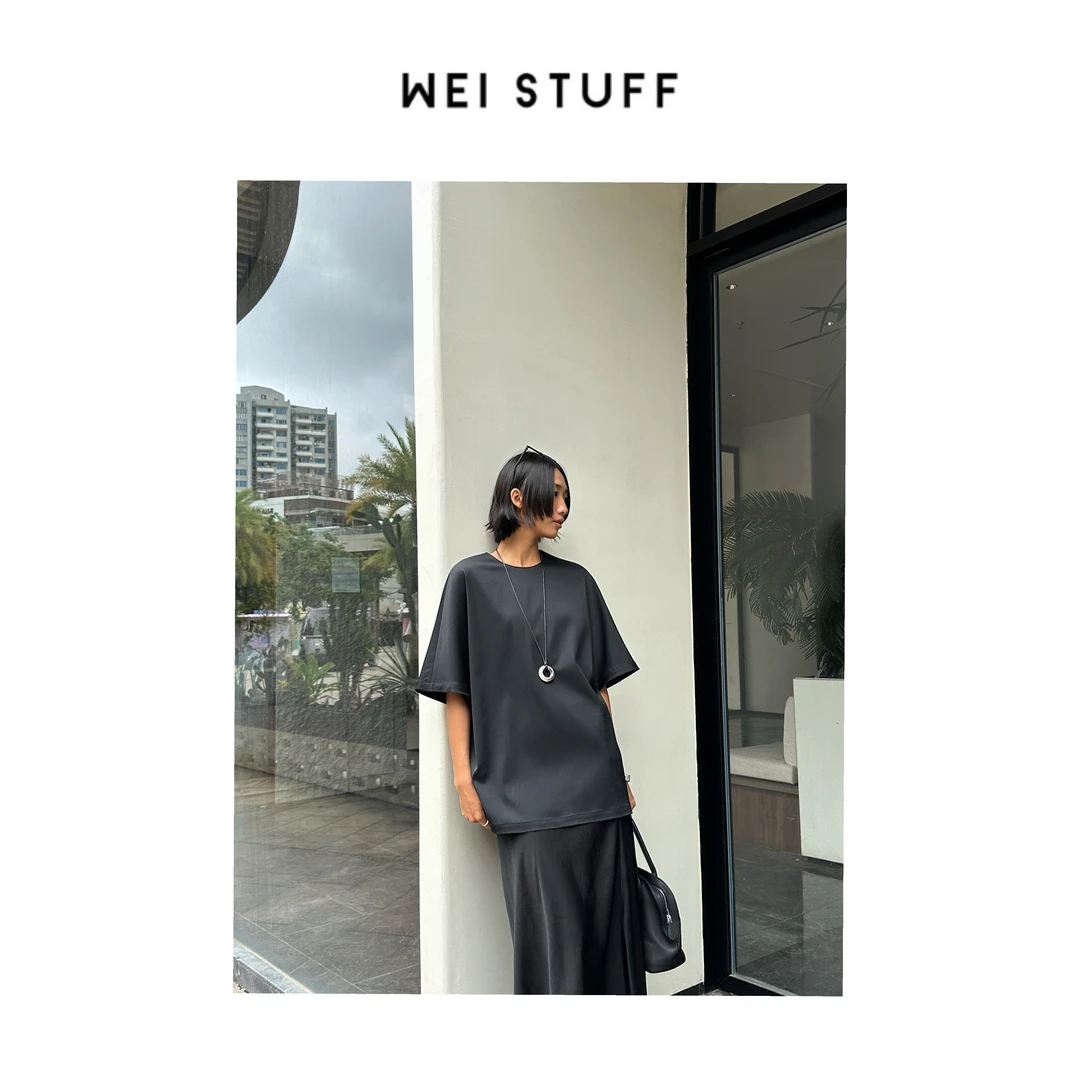 WEI STUFF “松弛极简” 时尚百搭宽松圆领背拉链短袖T恤 9388 .