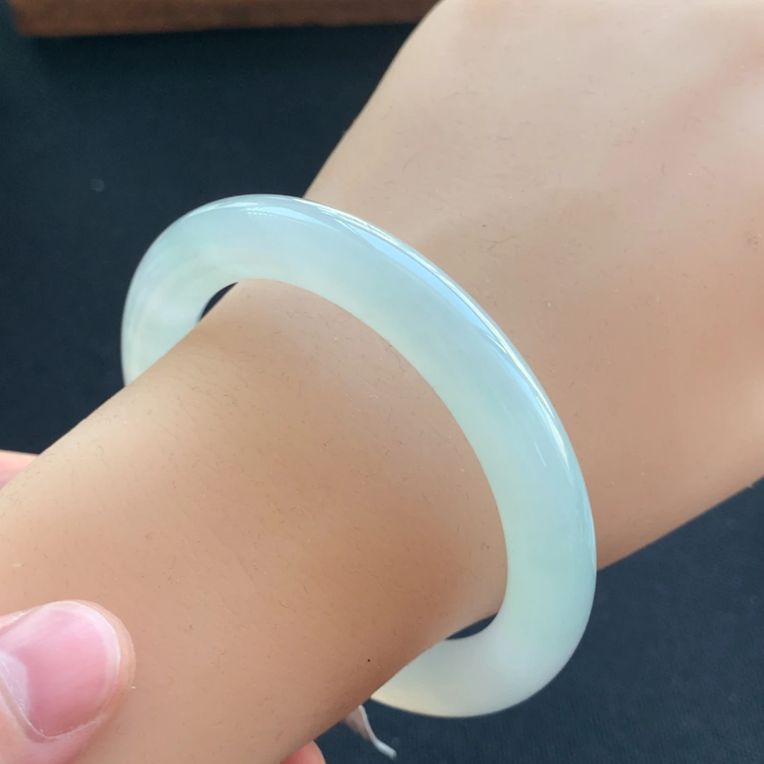 翡翠未镶嵌手镯31号