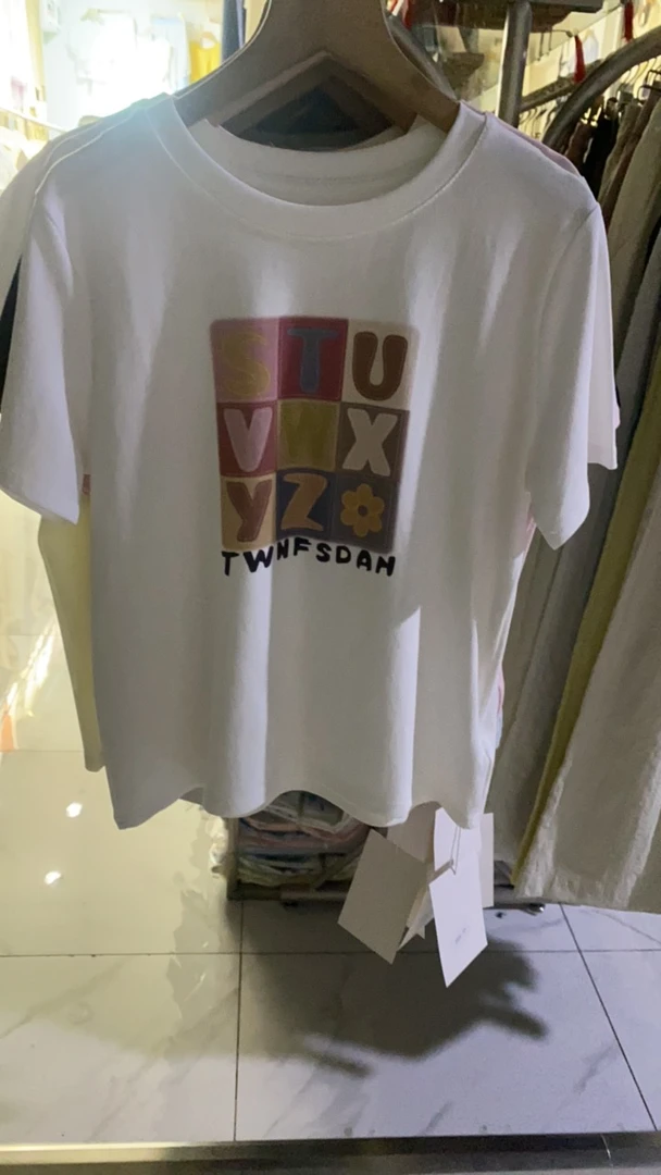 圆领型修身热T恤no退no换