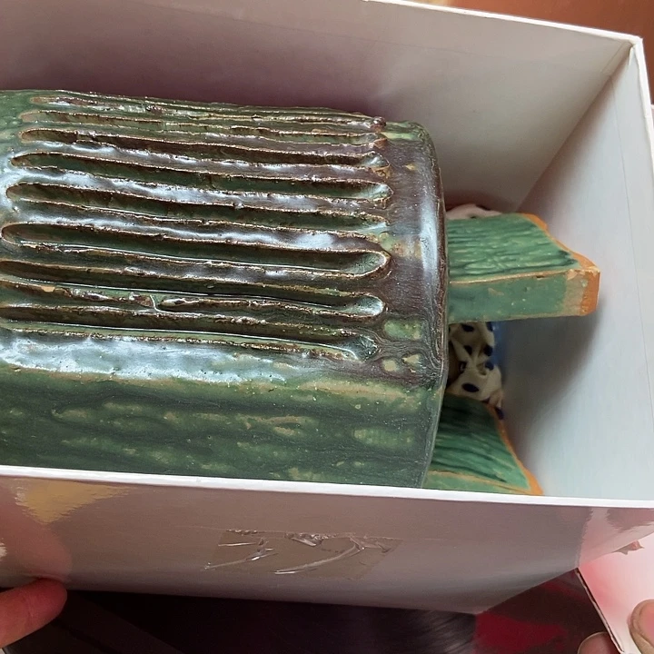 兮***无中古杂项回流瓷器