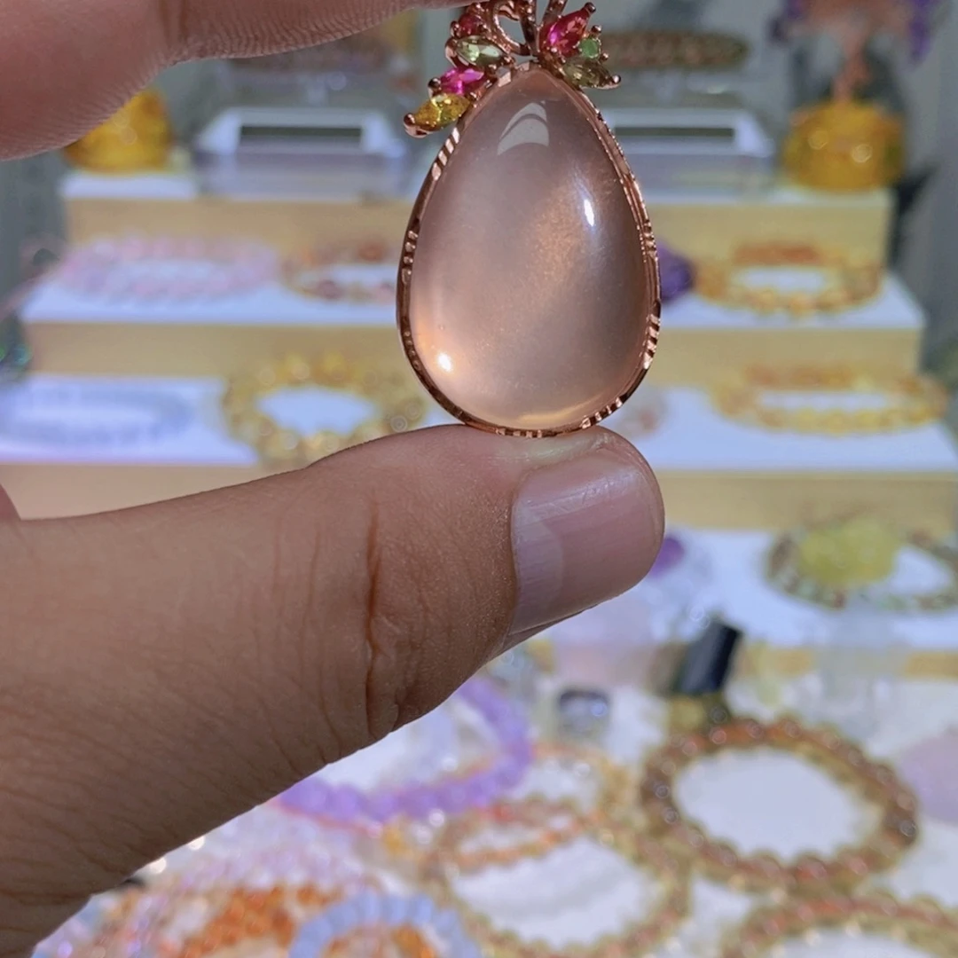 合金手链水晶粉水晶吊坠