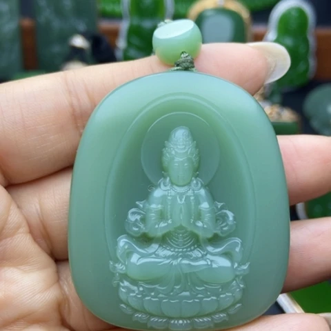 和田玉（碧玉）未镶嵌颈饰