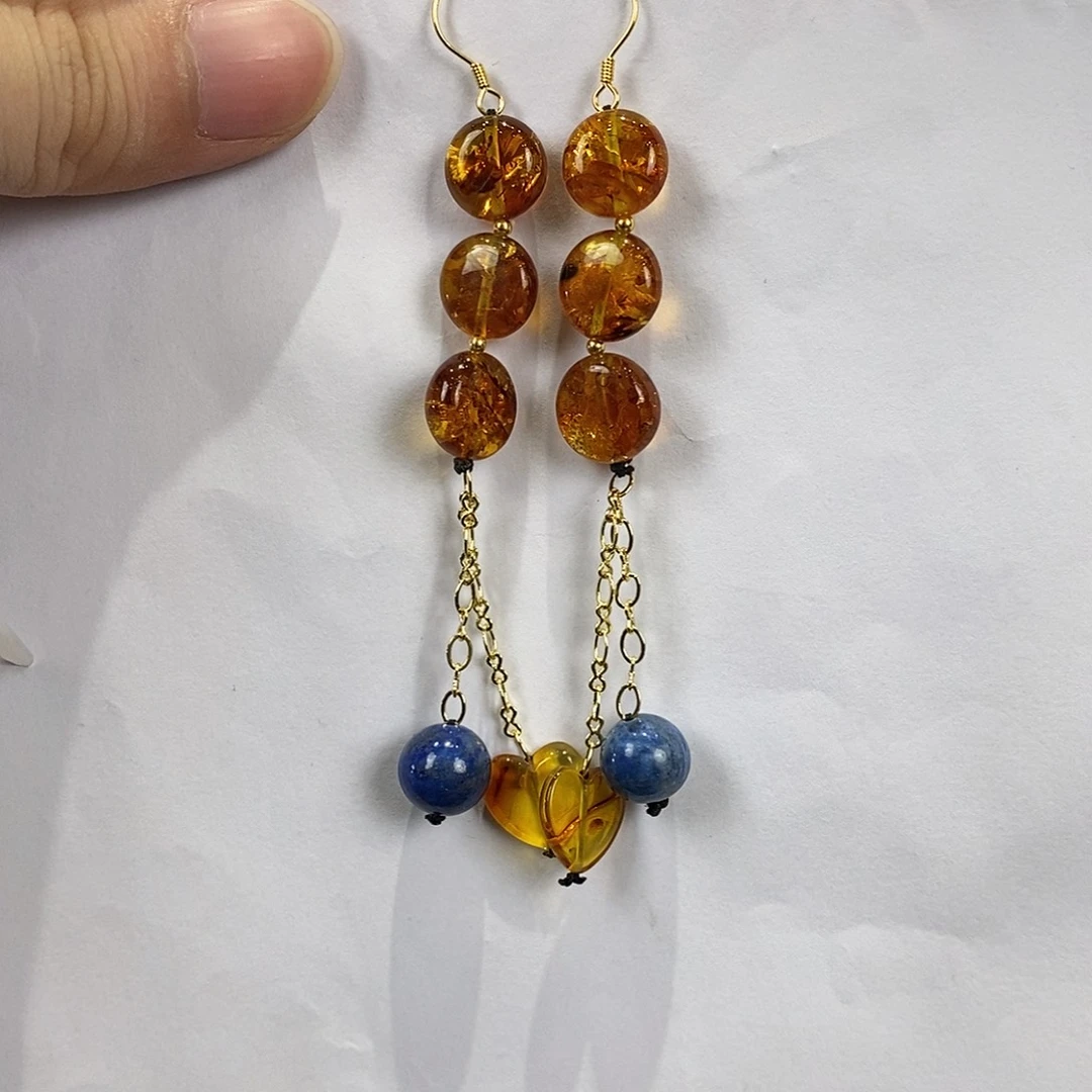 琥珀未镶嵌颈饰多样性发一