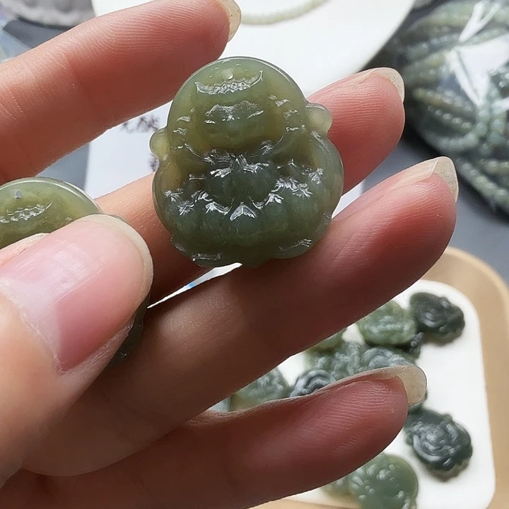 颈饰未镶嵌和田玉007