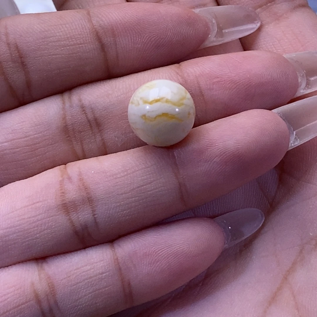 好***:琥珀未镶嵌珠宝奇石