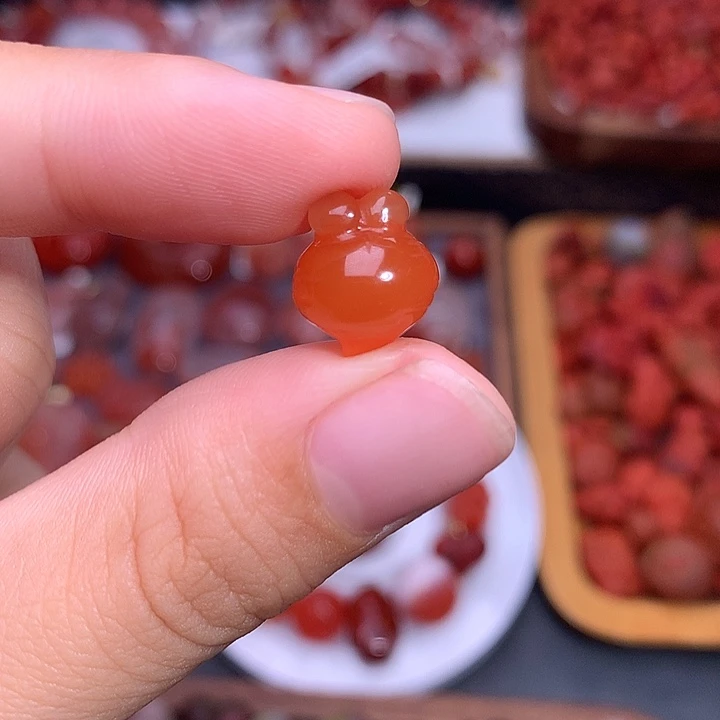 未镶嵌南红玛瑙珠宝半成品胡萝卜