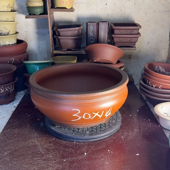 紫砂花盆，手工制作