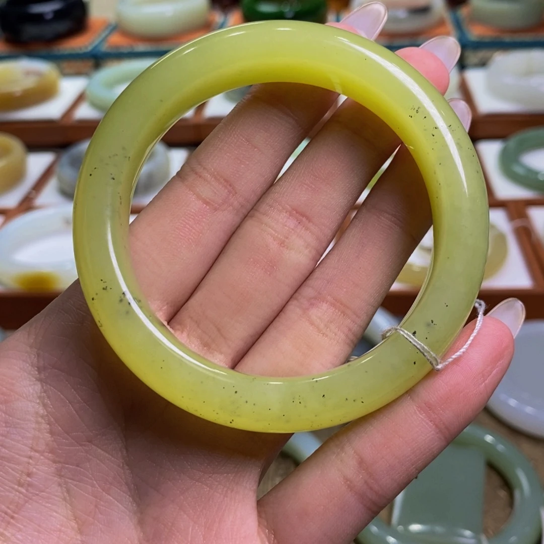 和田玉手镯未镶嵌若羌黄口飘青花56-57