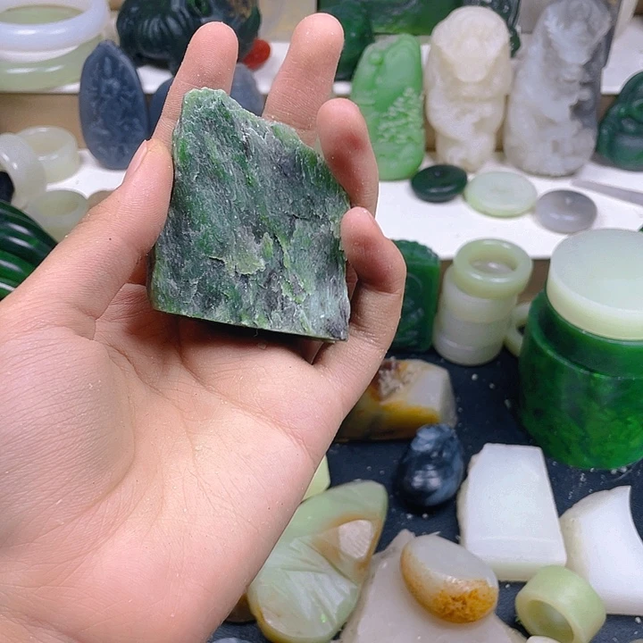 和田玉未镶嵌珠宝半成品