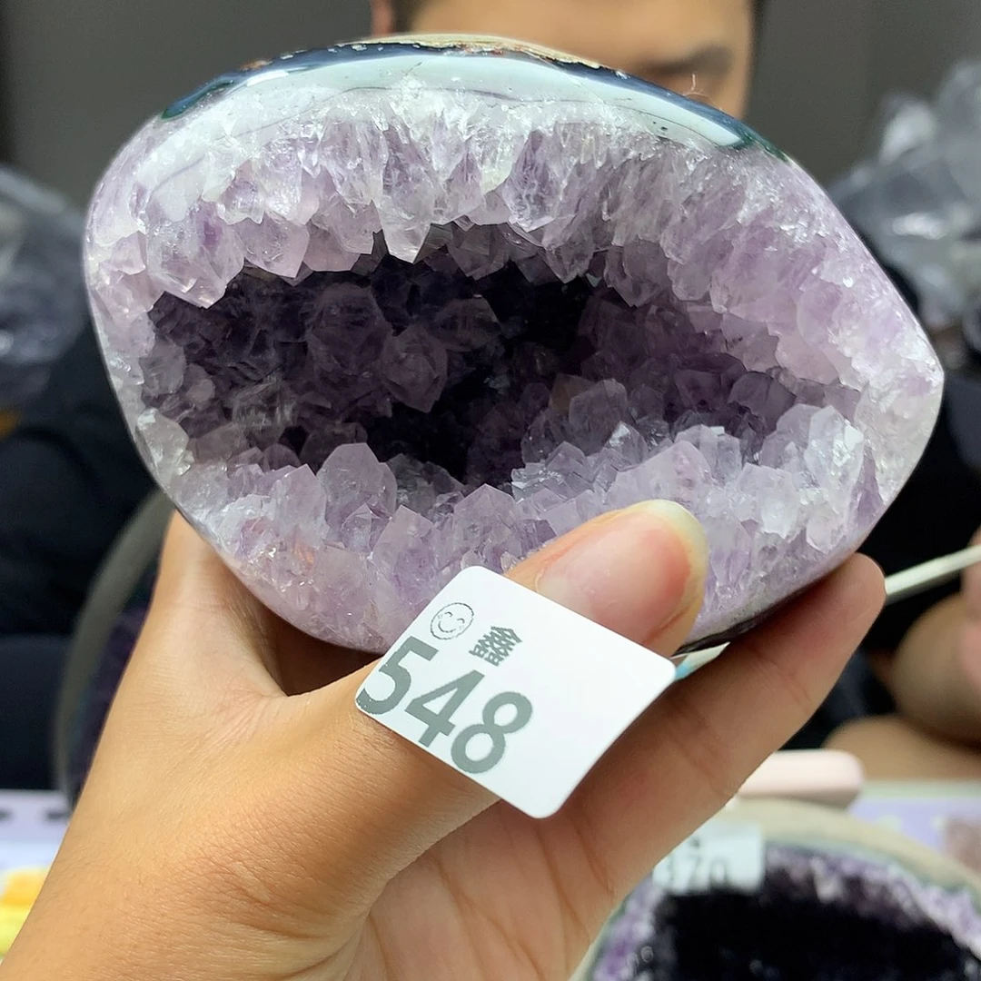 未镶嵌水晶大型摆件（非配饰）