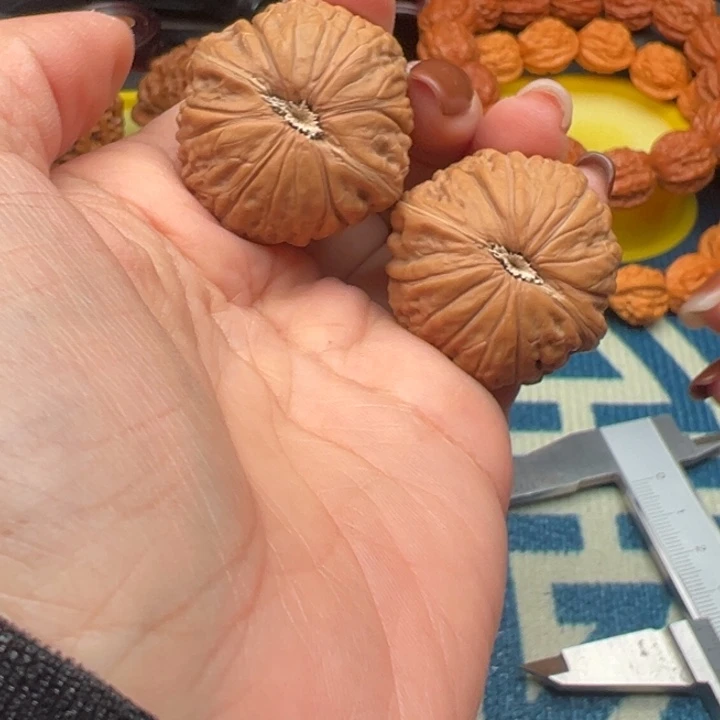 桃核吊坠文玩核桃铁锤